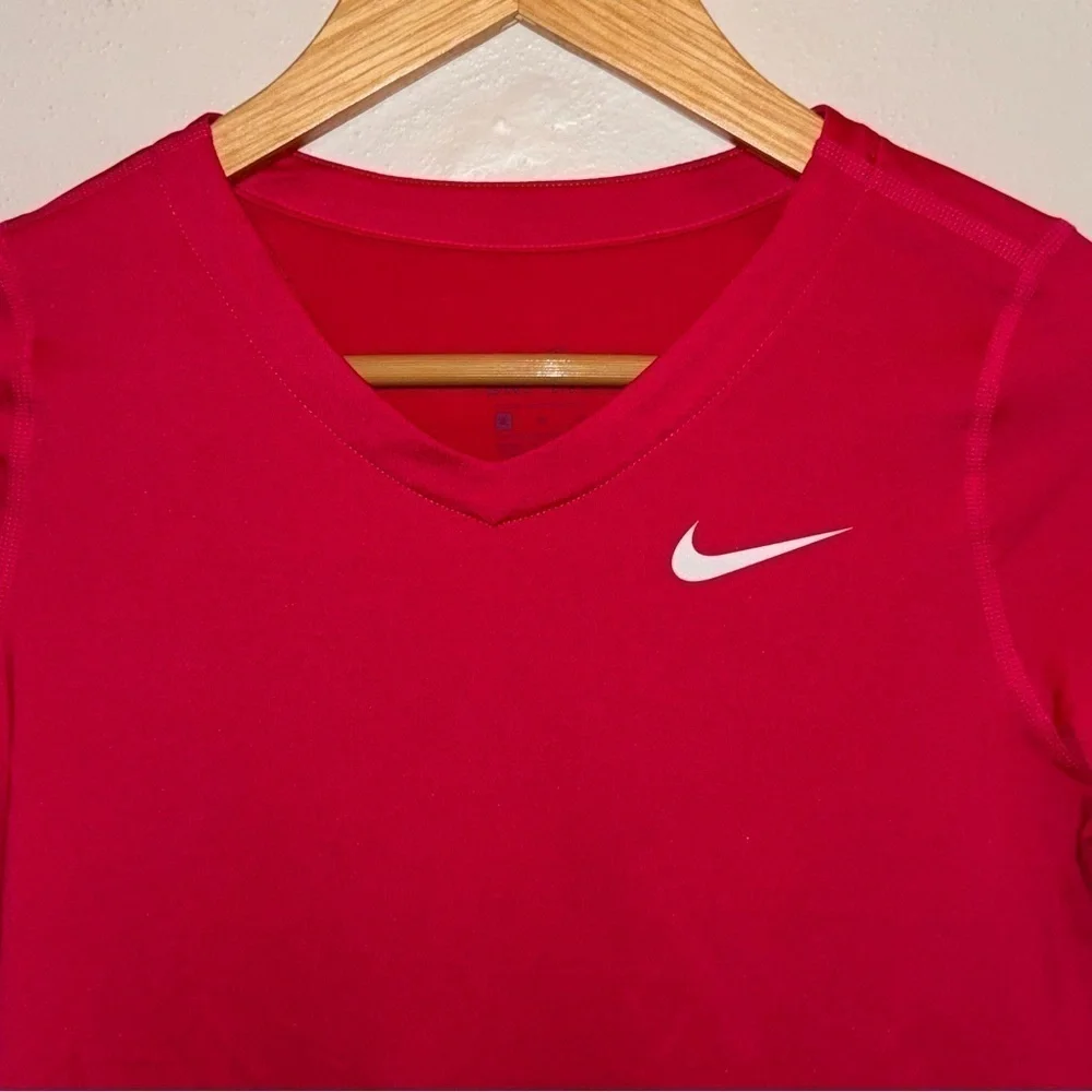 Nike Dri-Fit Long Sleeve Athletic Top First Layer Girls Extra Large